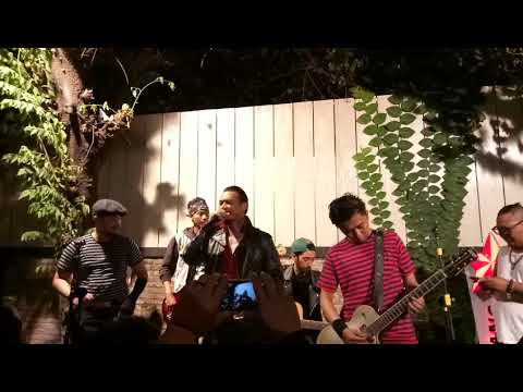 Akulah Peluru || Rebellion Rose feat JRX Acoustic At Oxen Free YK