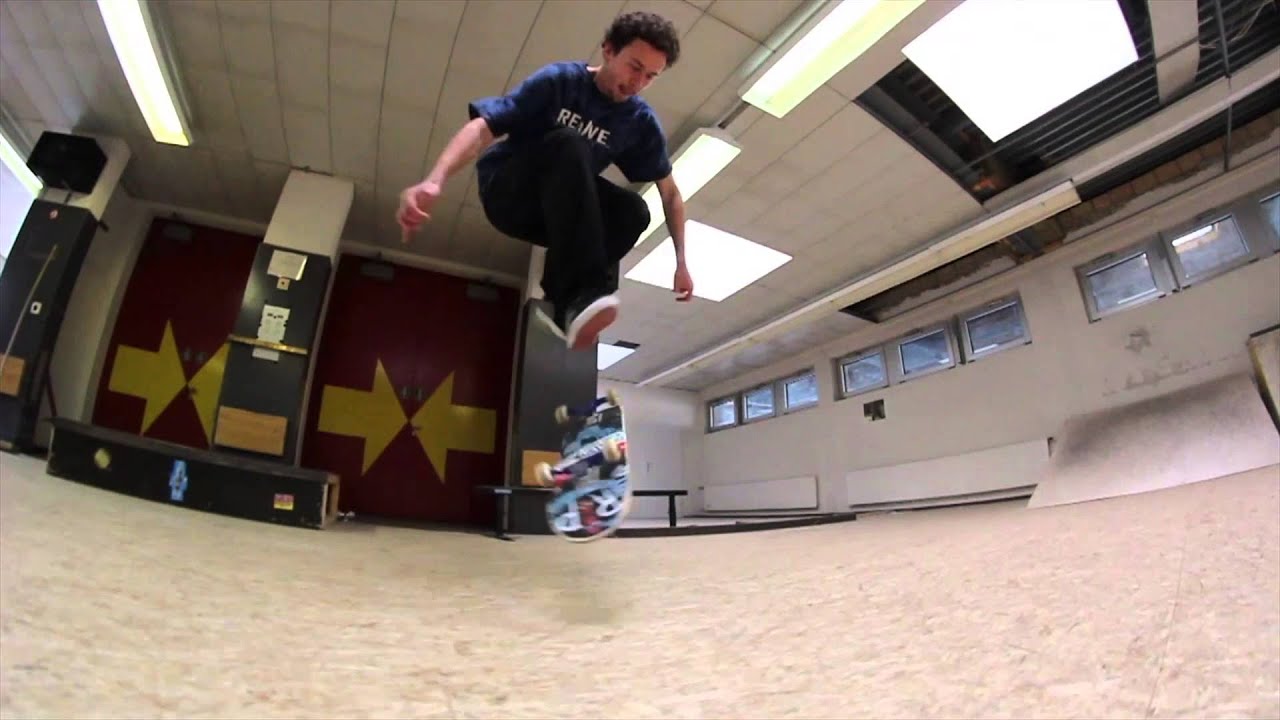 Trick Challenge: Jonny Giger // Late Laser Flip