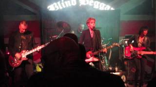 Amy Hef &quot;DUMB IT DOWN&quot;