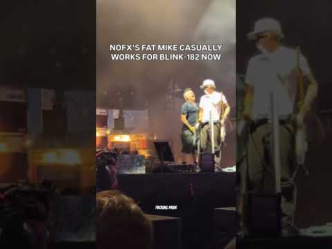 Fat Mike, new guitar technician blink 182 #blink182 #tomdelonge #travisbarker #markhoppus #fatmike