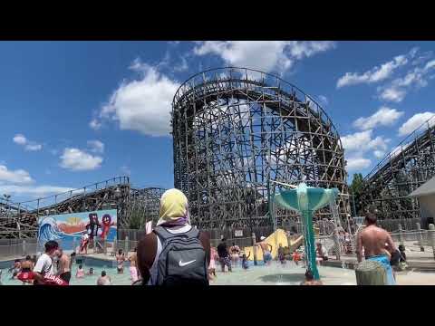 Off-ride footage of a Lightning Racer train