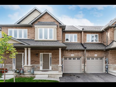 8 Laguna Village Crescent, Hamilton Home - Real Estate Properties