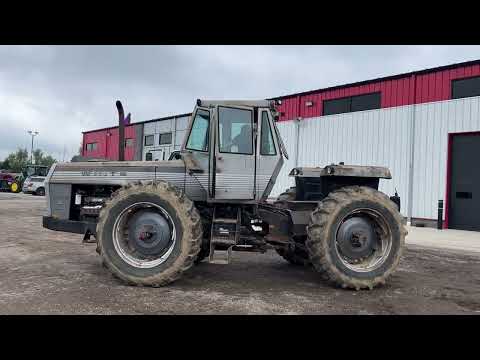 White 4-175 4WD Articulating Tractor