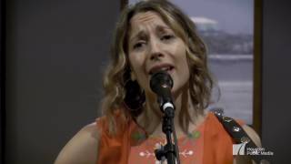 Skyline Sessions: Charlie Faye & The Fayettes   "Sweet Little Messages"