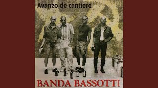 Music video thumbnail preview for Potere Al Popolo by Banda Bassotti