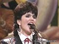 Linda Ronstadt - La Charreada 1989 live performance