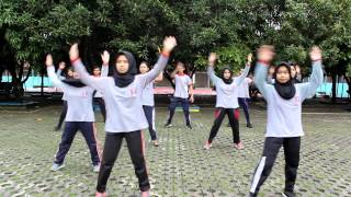 Ujian Praktek Senam Irama Kelompok 2 Kelas 12 IPA 8 SMA N 1 Pati 2017