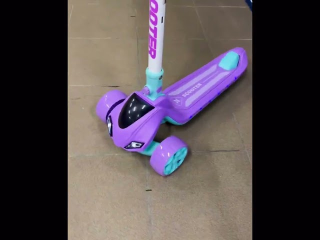 Дитячий триколісний самокат BUG музика, підсвітка, фара Фіолетовий