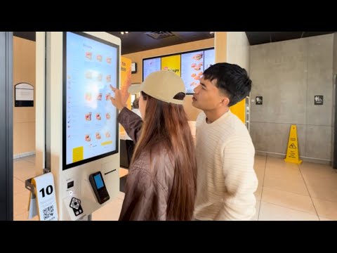 Rsa leh Lilac-i hian hming thar min pe a ,min ti hlim phian 🤣🤣🤣 ka ngai nghal em em bawk .