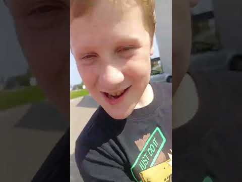 DING DONG DITCHING IN THE HOOD PART 6