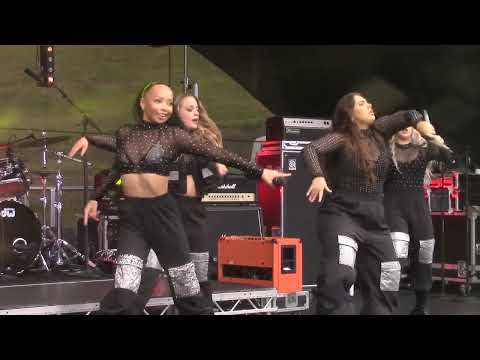 LITTLE MIX MAGIC TRIBUTE ACT-MIDSTOCK 23-HAIR / WINGS.