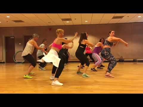 “CON CALMA” Daddy Yankee Katy Perry feat Snow - Dance Fitness Workout Valeo Club