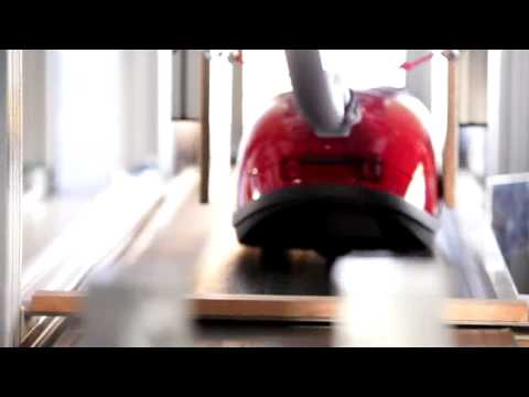 Miele Vacuums: Crash test