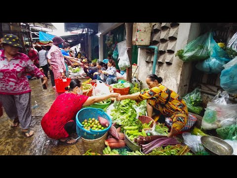 Wet Market Food In Phnom Penh - People And Foods - Food View In Market