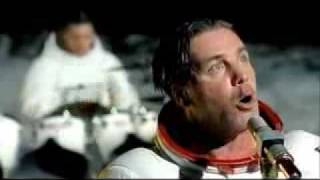Download lagu Rammstien-America(English) mp3