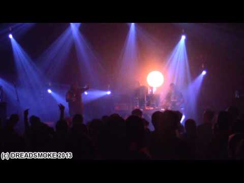 VIBRONICS meets BRAIN DAMAGE ft parvez (uk\fr) - dubwize di war out pt2 @ bullshit music 19-10-13