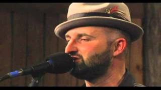 Seth Walker performs "Either Way"