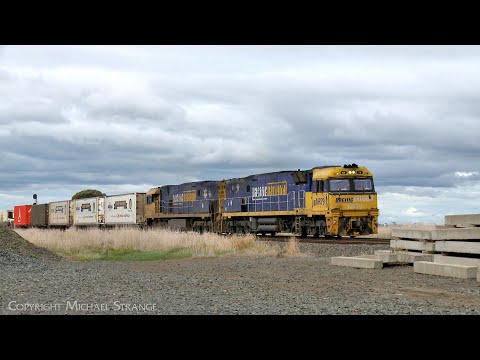 6MP4 Pacific National / TOLL Container Train (11/8/2023) - PoathTV Australian Railways
