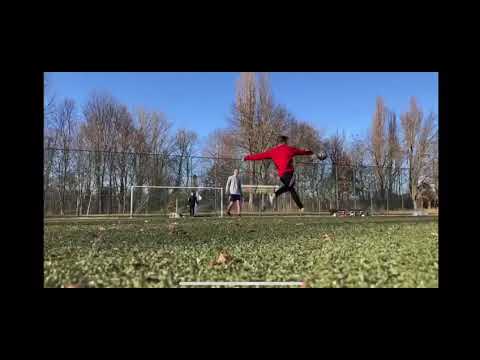 Nichts für schwache Nerven! Gewaltschuss mit 130 km/h trifft auf Kopf