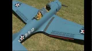 preview picture of video 'DOUGLAS SBD DAUNTLESS GIANT SCALE.wmv'