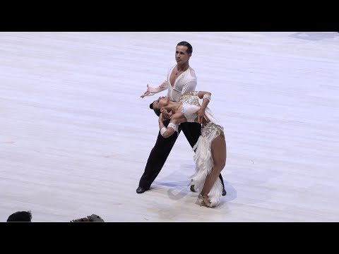 Andrea Silvestri - Varadi Martina HUN, Cha-Cha-Cha | 2018 WDSF World Open Latin