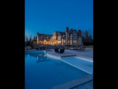 $5,395,000 | DeShaun Watson's Cleveland Mansion - Hunting Valley, OH"