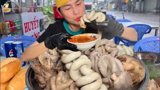 Download lagu KHÁN GIẢ YÊU CẦU NGA SUMO QUAY TRỞ LẠI LÀM THỬ THÁCH ĂN HẾT HUYẾT CHƯNG GIÀNH CHO HƠN 50 NGƯỜI  mp3