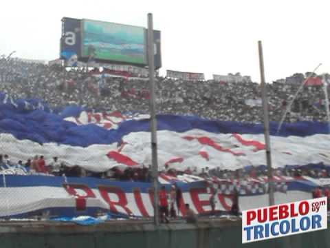 "Canta el Bolso en el Clasico 3 a 2" Barra: La Banda del Parque • Club: Nacional