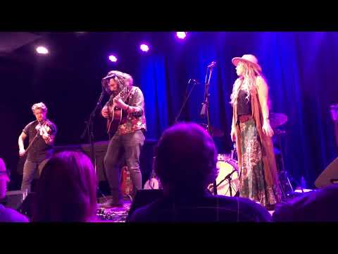 Nefesh Mountain - A Mighty Roar