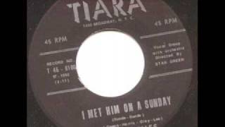 SHIRELLES I Met Him On A Sunday (Ronde Ronde) APR &#39;58