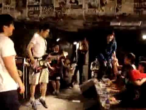 The Geeks - What We Believe (live)