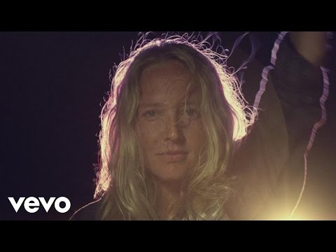 Lissie - Further Away (Romance Police)