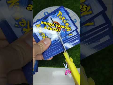 CORTAMOS CARTAS POKÉMON!! 💥 No me creo esta suerte!! 🤤 Cuántas versiones de cartas Pokémon hay?