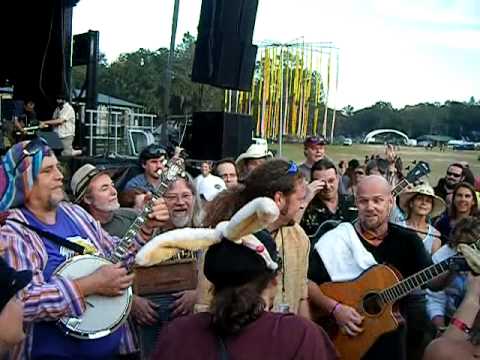 Ralph Roddenbery Band and Friends // Hot Water