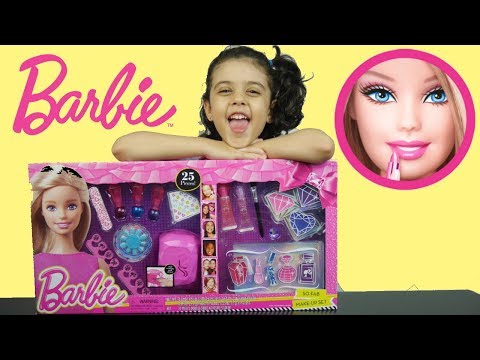 مكياج باربي ألعاب بنات مع طلاء أظافر  Barbie Girl makeup set Video