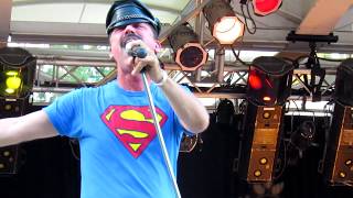 David Bowie Life On Mars/Queen's Under Pressure/Heroes/Modern Love 2016 Tribute