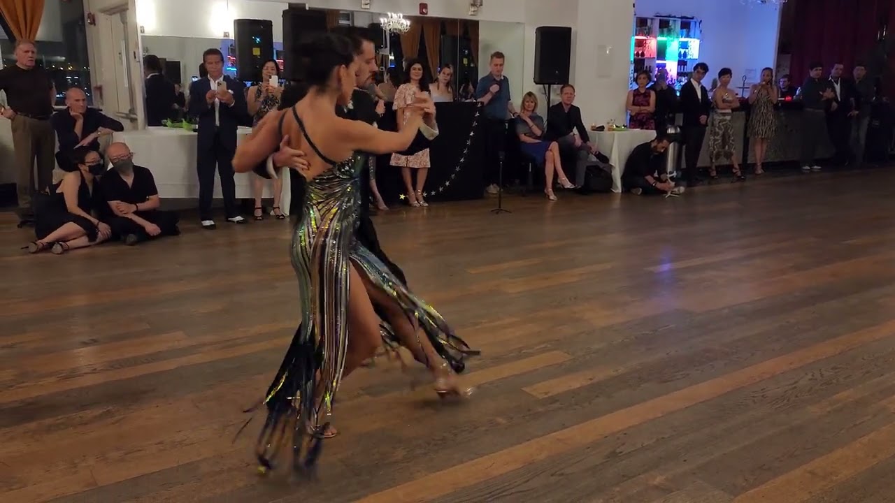 Argentine Tango: Yanina Quiñones & Neri Piliu - El Ingeniero
