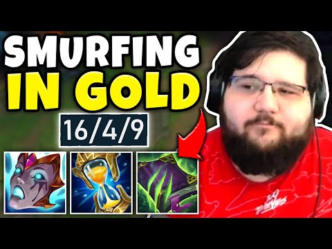 WHEN PINK WARD GETS SUPER FED IN GOLD ELO!! - League of Legends