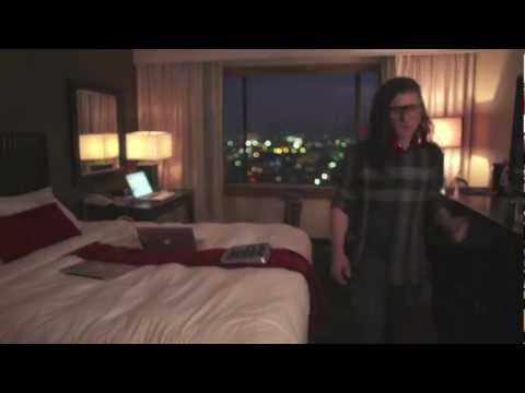 Skrillex Feat. Members of The Doors- Breakin' A Sweat [OFFICIAL MUSIC VIDEO HD]