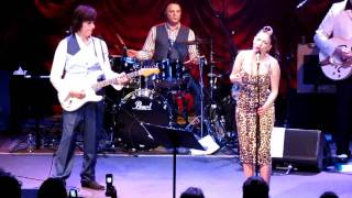 Jeff Beck &amp; Imelda May &quot;Remember (Walking in the Sand)&quot; (3/24/11 Washington DC)