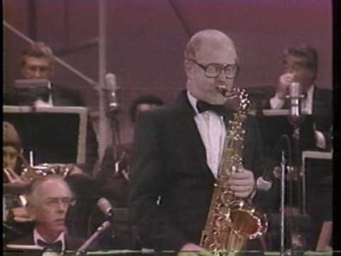 Henry Mancini live "The Pink Panther Theme" with Don Menza sax solo