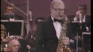 Henry Mancini live &quot;The Pink Panther Theme&quot; with Don Menza sax solo