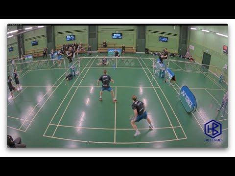 Mads Conrad-Petersen som vi kender ham.