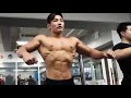 胸トレ後にボディビルのポージングをしてみた