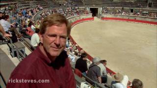 preview picture of video 'Nîmes, France: Bullfighting, French-Style'