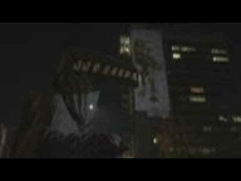 Frankie the Dino takes climate message to Pristina