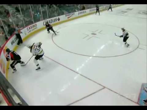 Spezza goal vs Bruins (02/05/09)