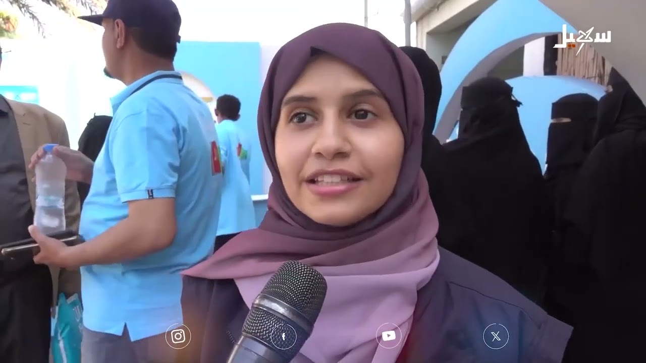 فاطمة .. من نقوش الحناء إلى عالم الريادة