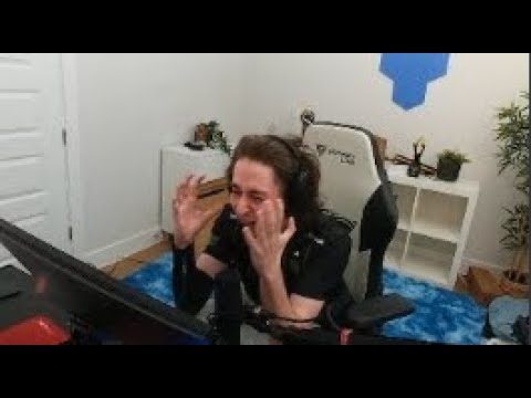 Zer0 spreading holiday cheer