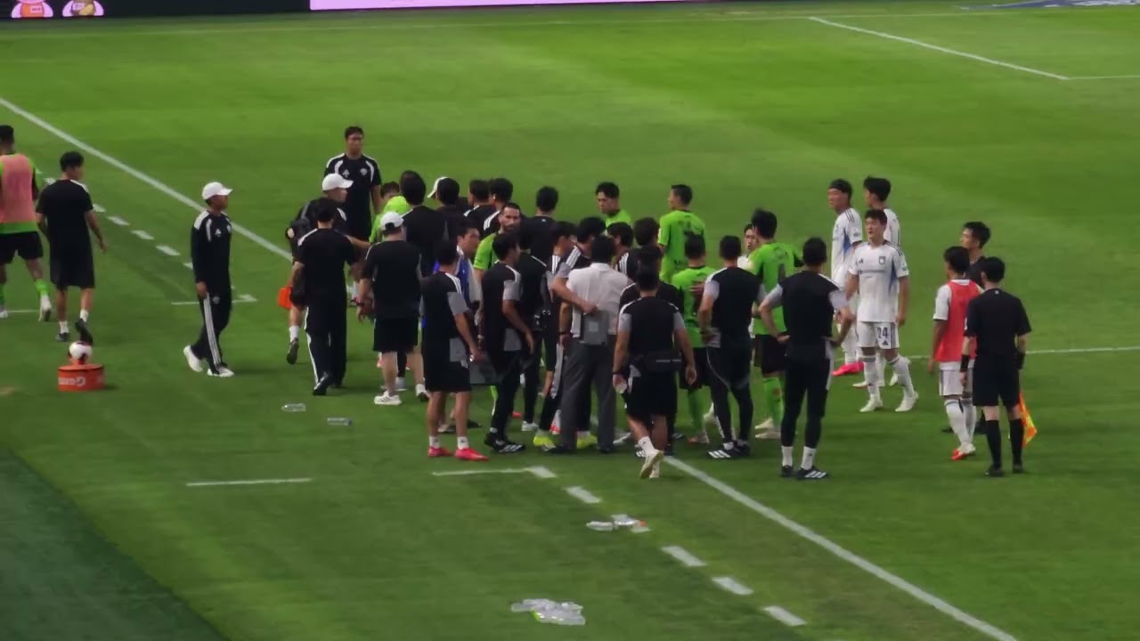 K리그 24R 전북현대 vs 울산HD l 현대가더비 l 김현석 감독님과 이승우 선수 언쟁 장면